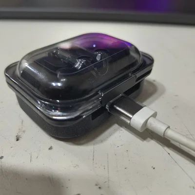 Ốp bảo vệ Nothing Ear (a) có kèm móc treo