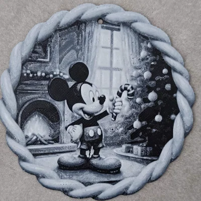 Mẫu trang trí cây thông Noel Mickey Mouse Hueforge độc đáo
