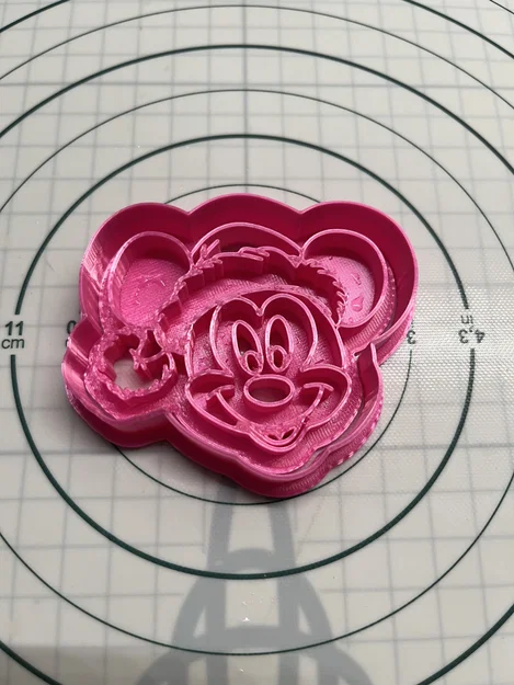 Khuôn cắt bánh quy Giáng sinh Mickey - Image 2