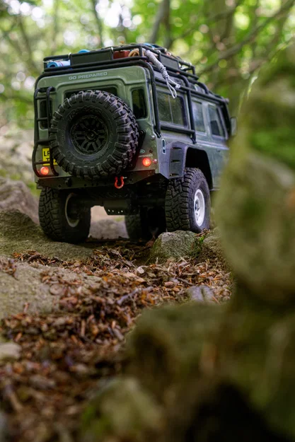 Giá treo lốp dự phòng kèm thang cho xe RC TRX4 Defender - Image 3