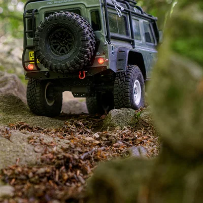 Giá treo lốp dự phòng kèm thang cho xe RC TRX4 Defender