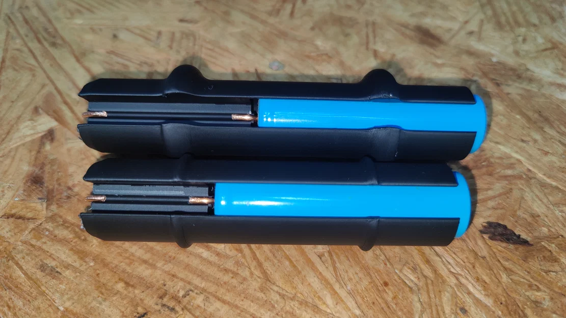 Bộ chuyển đổi pin 18650 sang cỡ C và D - Image 1