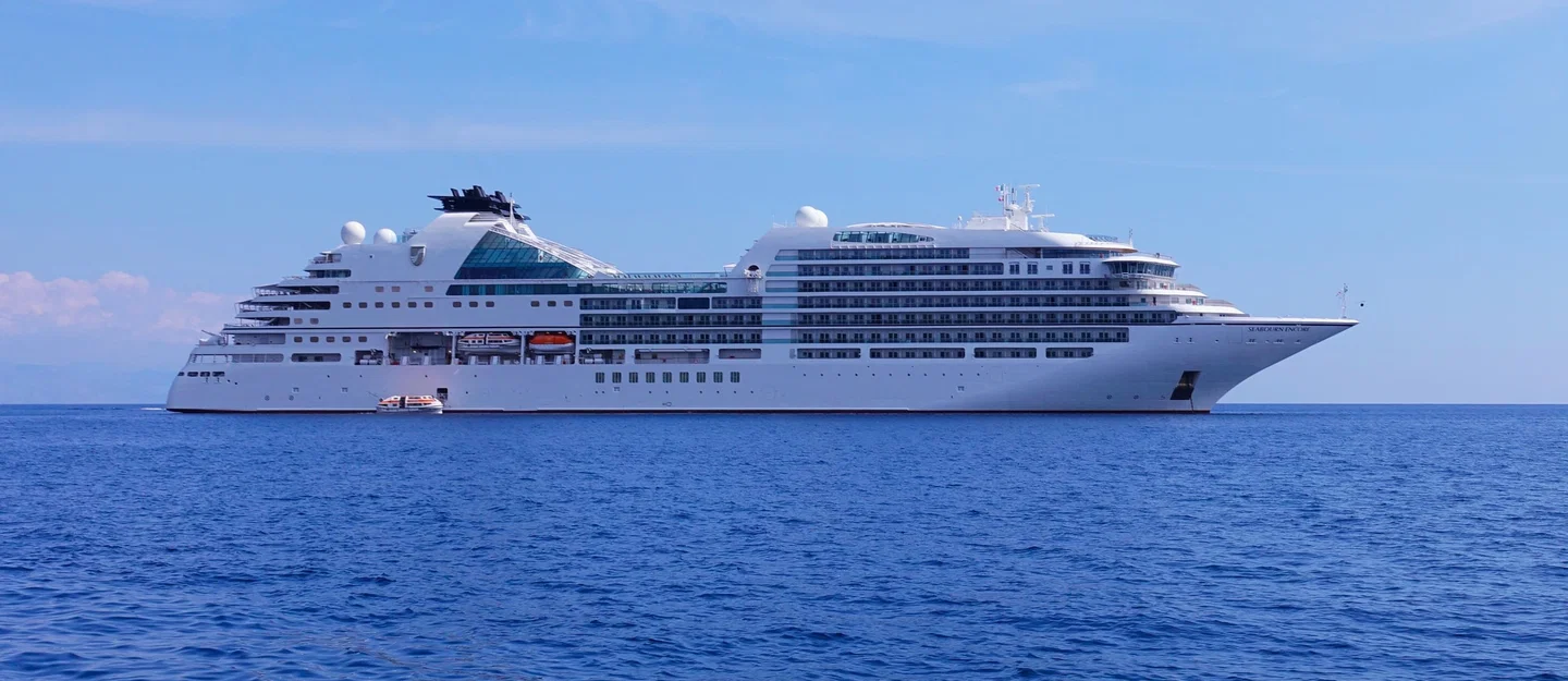 Mô hình tàu du lịch Seabourn Encore - Image 2