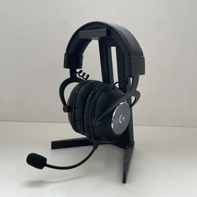Giá treo tai nghe gaming thiết kế 3 phần in 3D gọn gàng