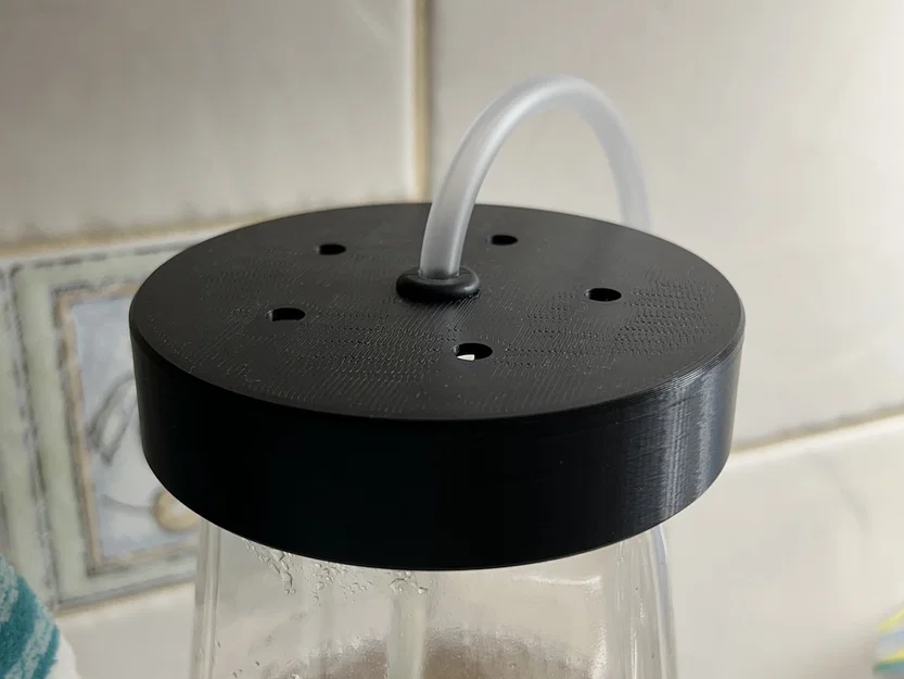 Giá đỡ bộ ấp Artemia từ chai Coke 1.25 Lít - Image 2