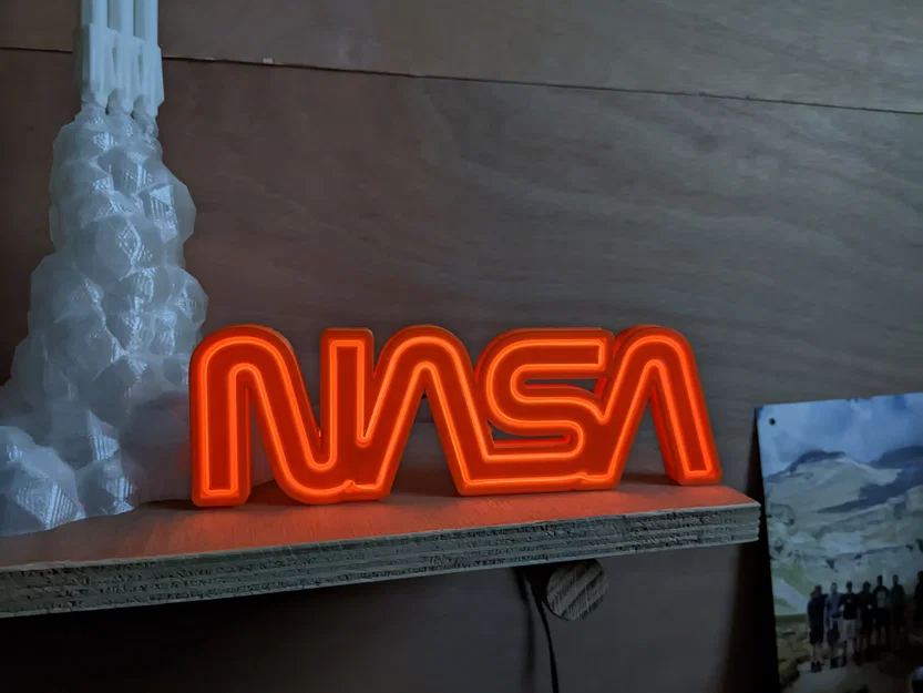 Bảng hiệu neon logo NASA dùng dây EL wire - Image 1
