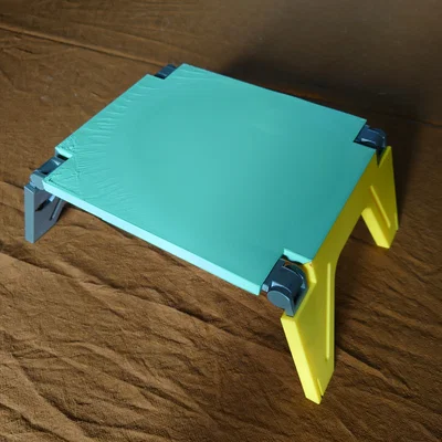 Bàn Gấp Gọn (Foldable Table) cho chuyến cắm trại