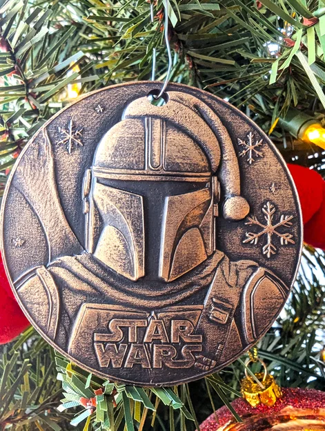 Mando - Vật phẩm trang trí Giáng sinh chủ đề Star Wars - Image 1