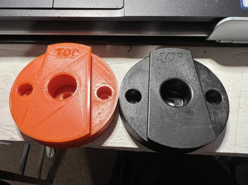 Tấm gắn phụ kiện Clam Lock Hub - Image 1