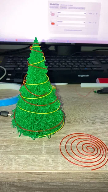 Mô hình cây thông Noel 3D trang trí độc đáo cho mùa lễ hội - Image 1