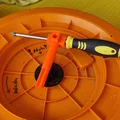 Dụng cụ căng lò xo Fiskars X-Series Waterwheel XL - Thumbnail 1