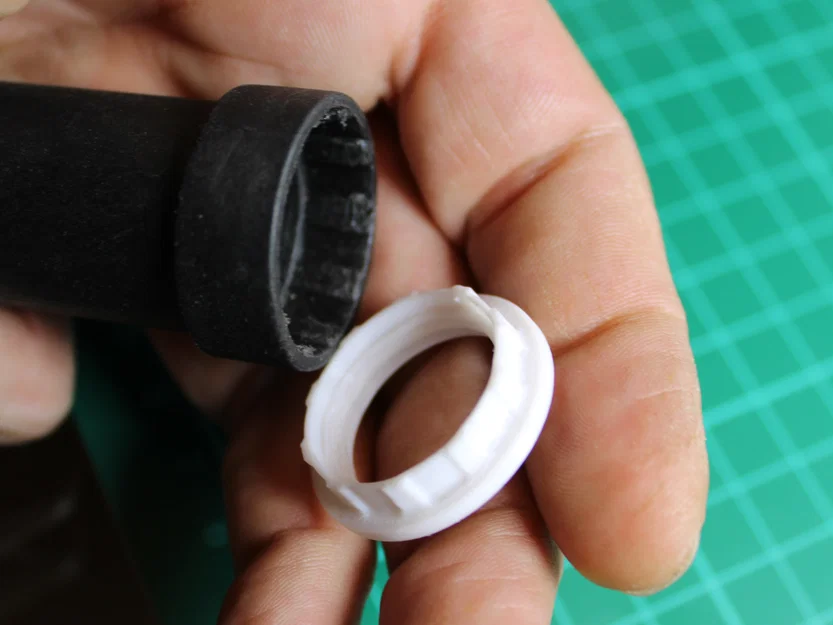 Đai ốc vòng khóa đuôi đèn G9 (Socket Ring Nut) tiện dụng - Image 3