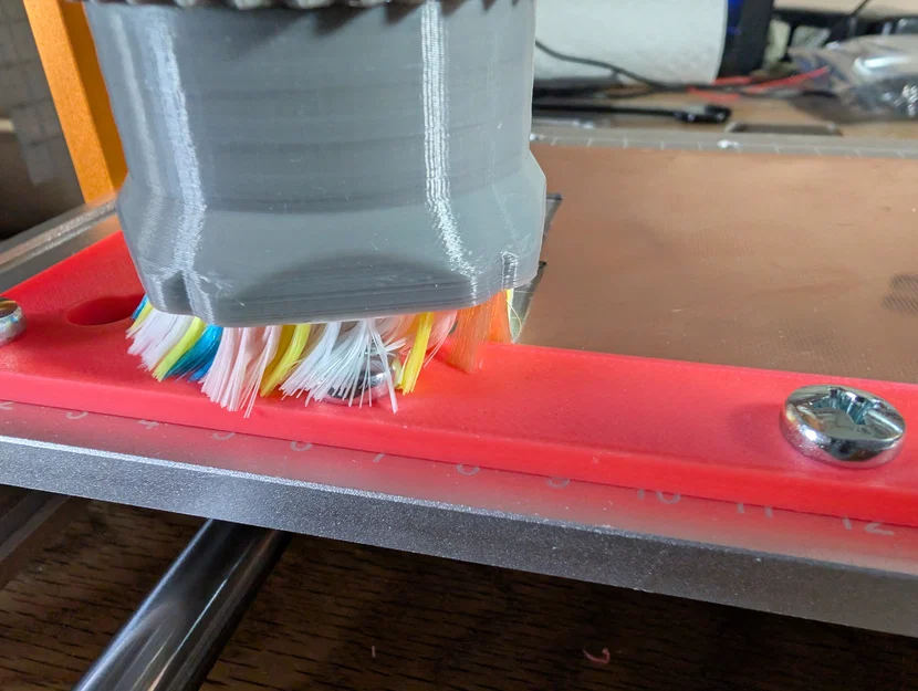 Ống Hút Bụi Gắn Bàn Chải và Đai Ốc Khía cho Máy CNC - Image 5