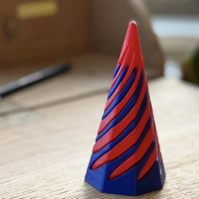 Mô hình kim tự tháp xoắn ốc (Spiral Vortex Pyramid) độc đáo