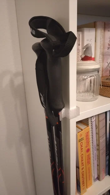 Móc treo gậy leo núi cho kệ sách Ikea Billy - Image 1