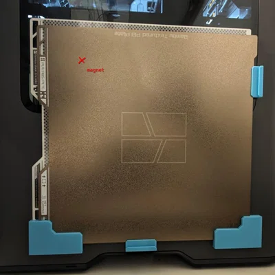 Ngàm gắn Build Plate bên hông