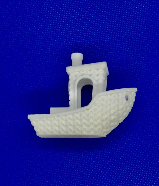 Mô hình Benchy kiểu đan len (Knitted Benchy) - Image 5