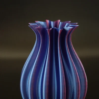 Mẫu in 3D lọ hoa Curved Vase nghệ thuật trang trí bàn làm việc