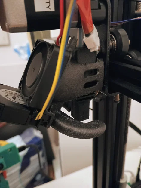 Bản remix Mini-Me V4: Gắn hotend BambuLab lên Ender 3 fan duct - Image 1
