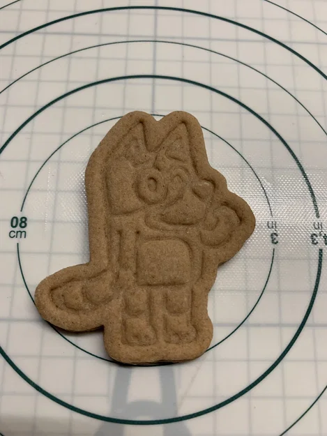 Khuôn cắt bánh quy Bluey - Image 4