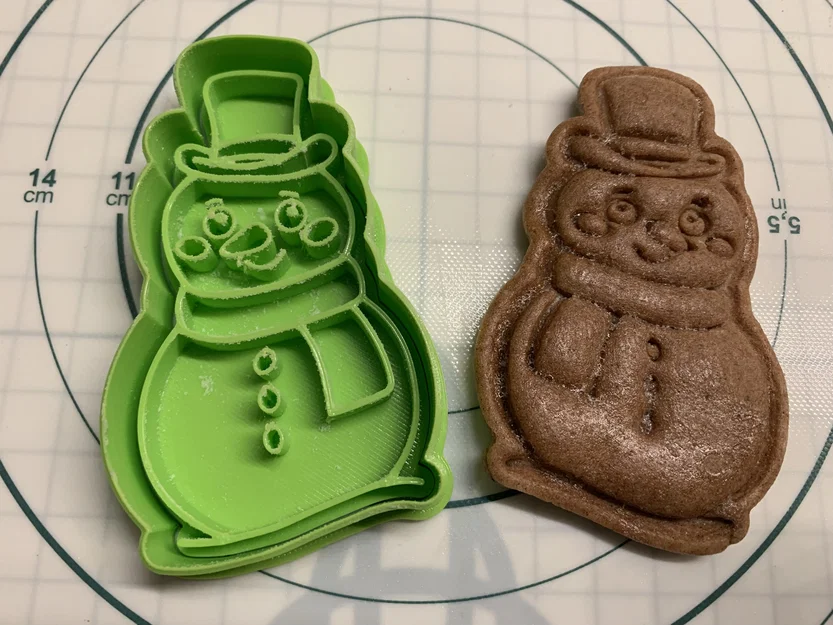 Khuôn cắt bánh quy người tuyết - Image 1