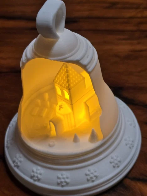 Chuông Giáng sinh với mô hình nhà thờ bên trong - Image 1