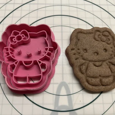 Khuôn cắt bánh quy hình Hello Kitty