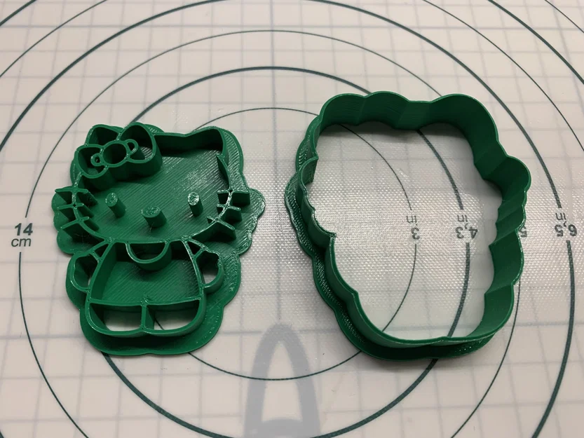 Khuôn cắt bánh quy hình Hello Kitty - Image 5