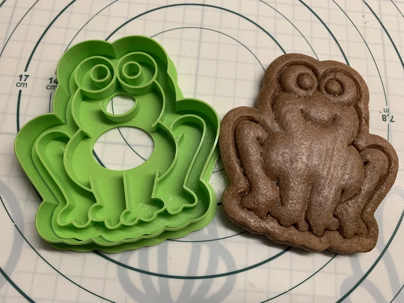 Khuôn cắt bánh quy hình chú ếch - Image 1