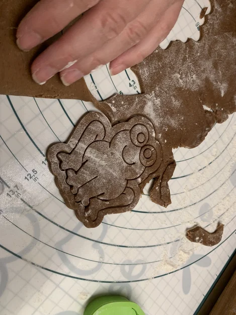 Khuôn cắt bánh quy hình chú ếch - Image 4