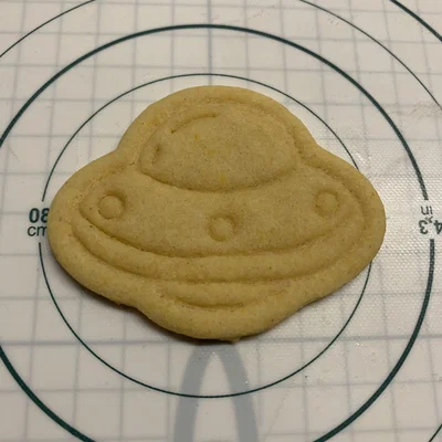 Khuôn cắt bánh quy hình UFO