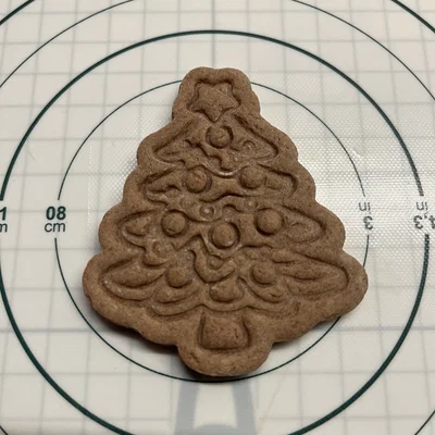 Khuôn cắt bánh quy hình cây thông Noel 2