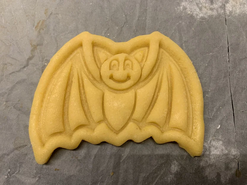 Khuôn cắt bánh quy hình con dơi - Image 3