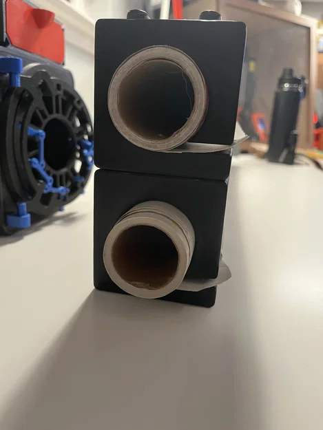 Giá đỡ cuộn giấy gói quà 3D thông minh - Xếp chồng, gắn tường cực gọn - Image 2