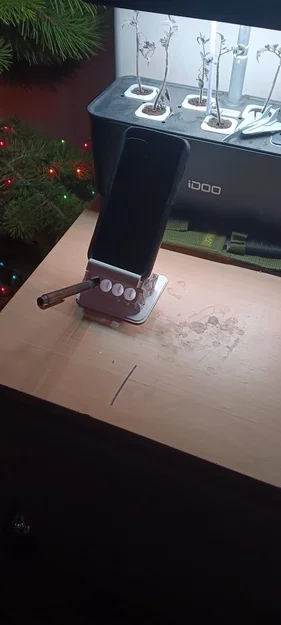 Giá đỡ điện thoại mô hình động cơ V8 (v8 engine phone stand) - Image 2