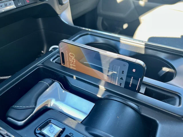 Đế sạc không dây MagSafe cho Ford F150 đời 2021+ - Image 1