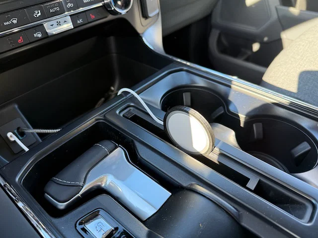 Đế sạc không dây MagSafe cho Ford F150 đời 2021+ - Image 2