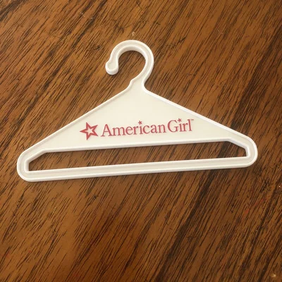 Móc treo quần áo búp bê American Girl in 3D - Phụ kiện đáng yêu