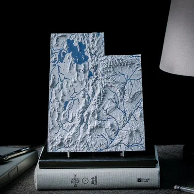 Bản đồ địa hình tiểu bang Utah, Hoa Kỳ (UT) với hệ thống sông ngòi