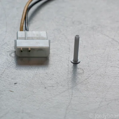 Dụng cụ in 3D hỗ trợ tháo chân cắm Molex cho PC