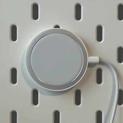 Giá treo bộ sạc Apple MagSafe tối giản cho bảng IKEA Skadis