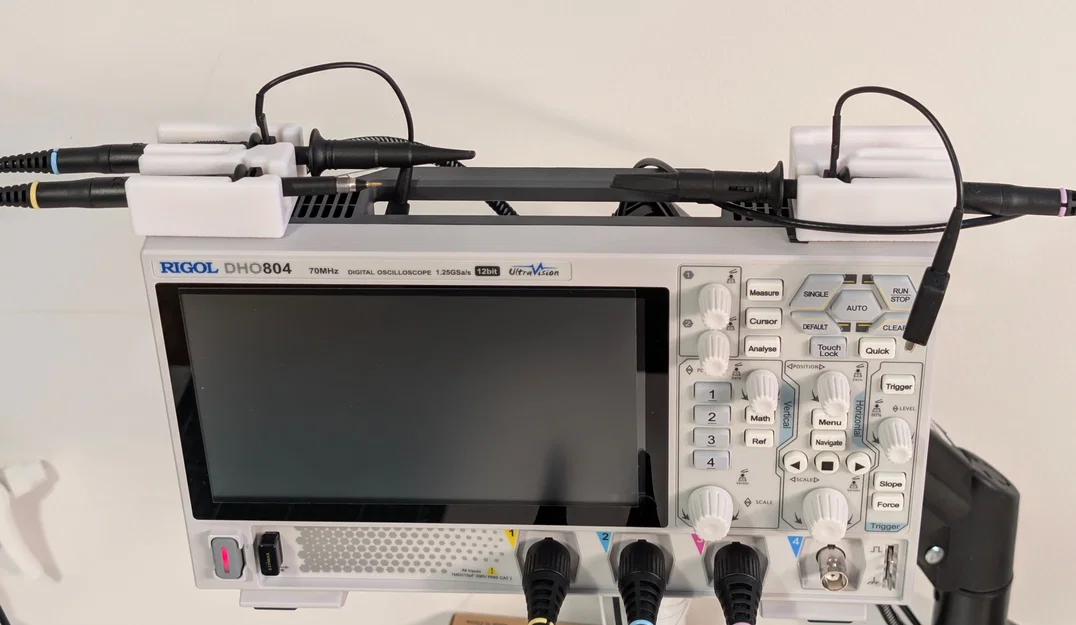 Giá đỡ que đo (Probe Holder) cho máy hiện sóng Rigol DHO800 - Image 1