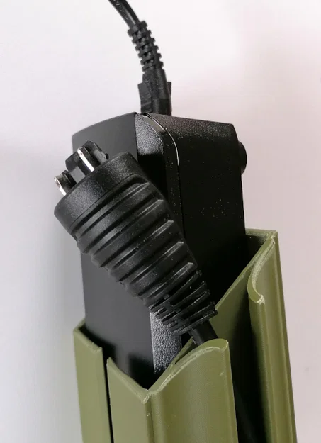 Giá treo tường cho bộ sạc Bosch - Image 3