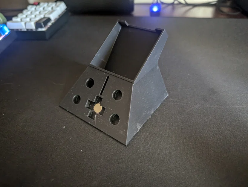 Đế giữ và sạc cho tay cầm Xbox Elite Series 2 - Image 2