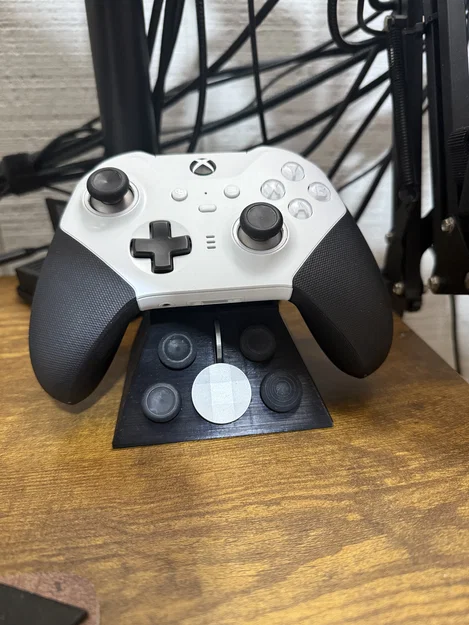 Đế giữ tay cầm Xbox Elite Controller tích hợp khay phụ kiện tiện lợi - Image 2