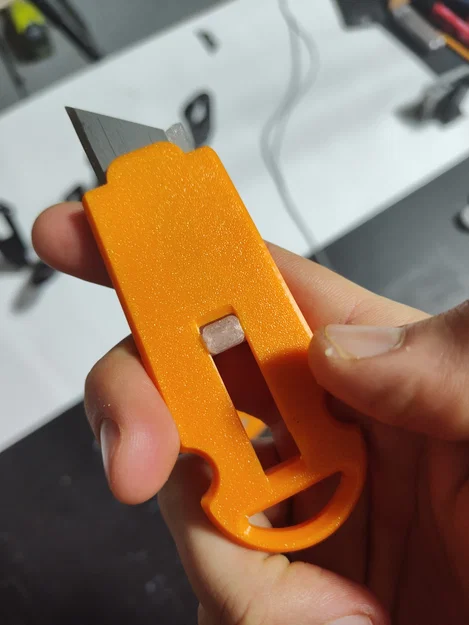 EDC Utility Knife - Mẫu dao rọc giấy bỏ túi siêu tiện lợi - Image 3