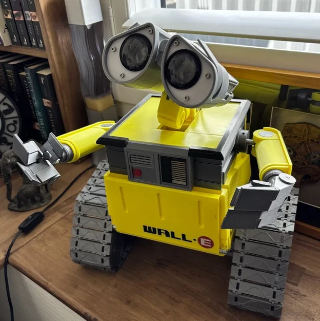 Mô hình Wall-E 3D (Đang hoàn thiện) - Image 2