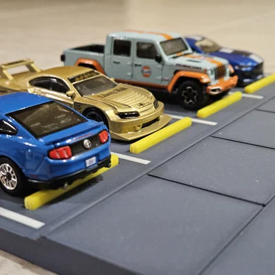 Mô hình bãi đỗ xe tỷ lệ 1:64 cho xe Hot Wheels