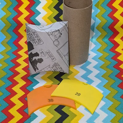 Khuôn làm hộp quà từ lõi giấy vệ sinh bỏ đi