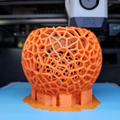 Quả bóng Airless họa tiết Voronoi (bền chắc) 120mm